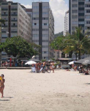 Pé na areia em Santos